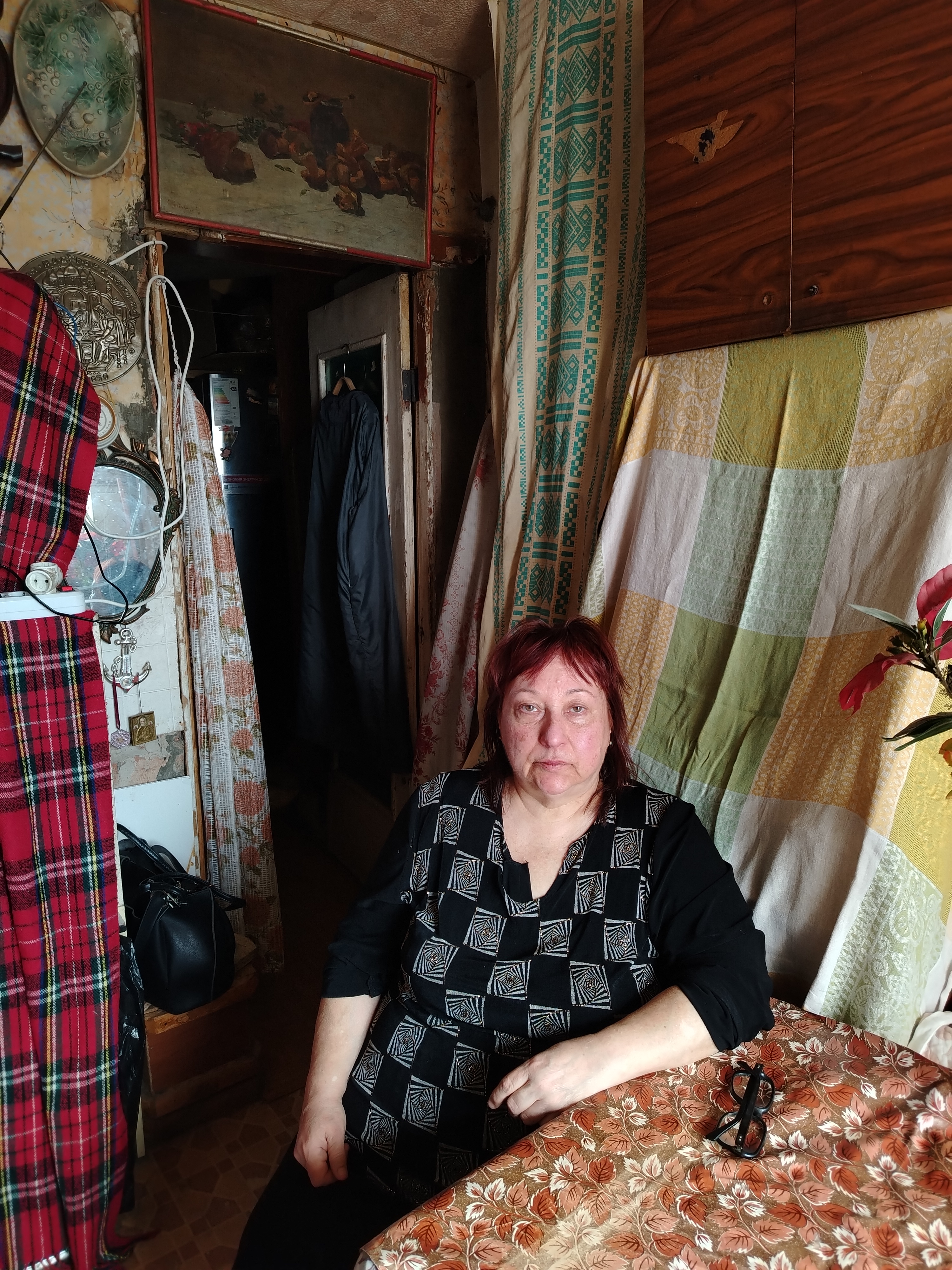 Помогите маме и сыну спасти квартиру от потопа